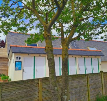 Sanitaires - douches extérieures