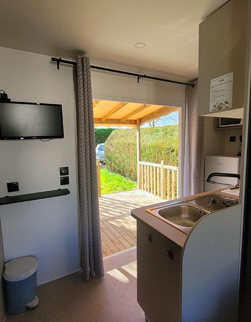 Location mobilhome nouveauté 2025 tout confort avec terrasse couverte