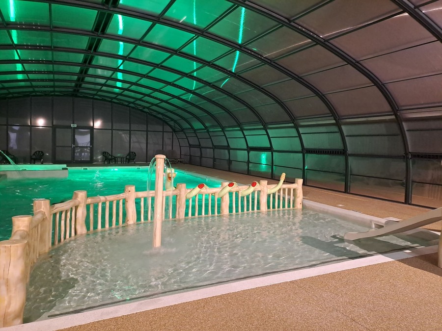 Piscine de nuit - pool party