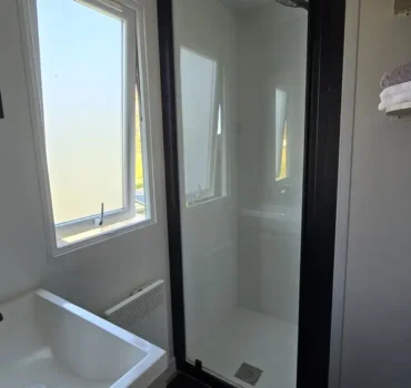 Location mobilhome moderne à Erquy proche plage Saint Pabu